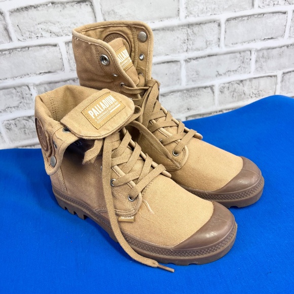 Like New |•PALLADIUM•| Tan Canvas Convertible Combat Ankle Boots Size 9 - Picture 2 of 10